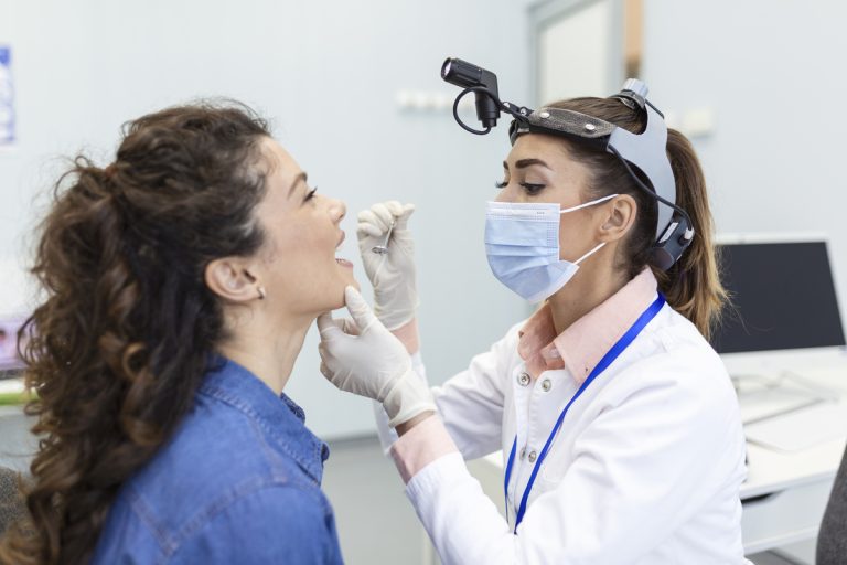 otorrinolaringologista
